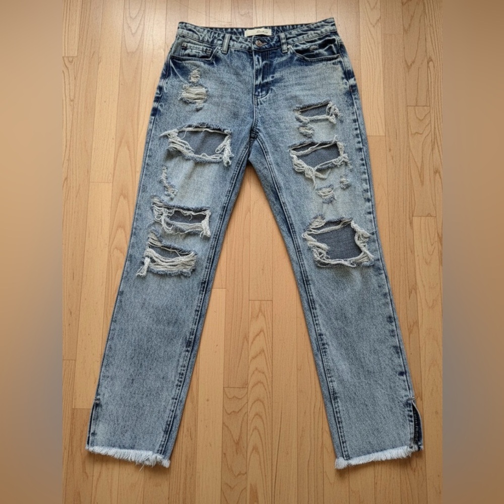 Kancan Collie High Rise Distressed Frayed Ankle Hem Mom Jeans Size 7 / 27